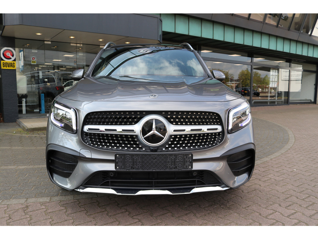 Mercedes-Benz - GLB - 250 4MATIC Premium